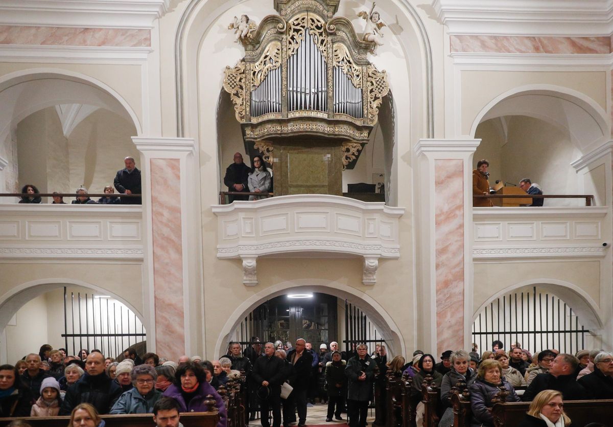 Ünnep Kőszegen: újraszentelték a Szent Imre templomot