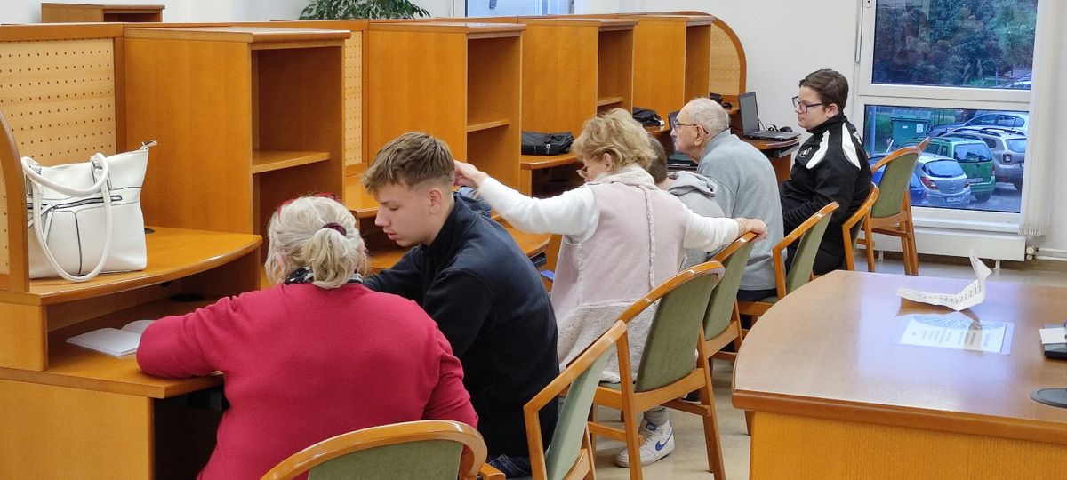 Netrevalók a könyvtárban