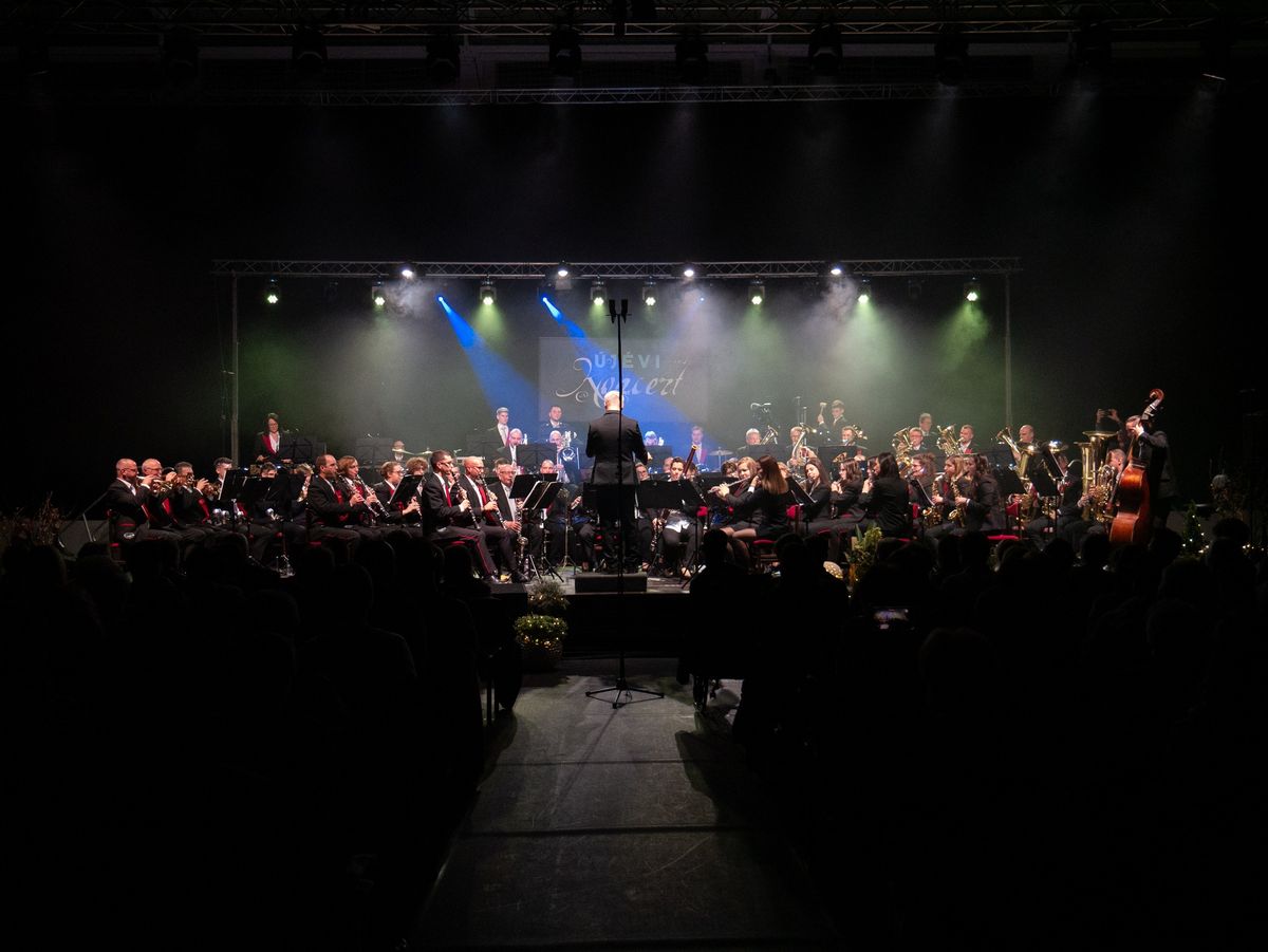 A Sárvári Koncert Fúvószenekar szombaton ad újévi koncertet a Sárvár Arénában.