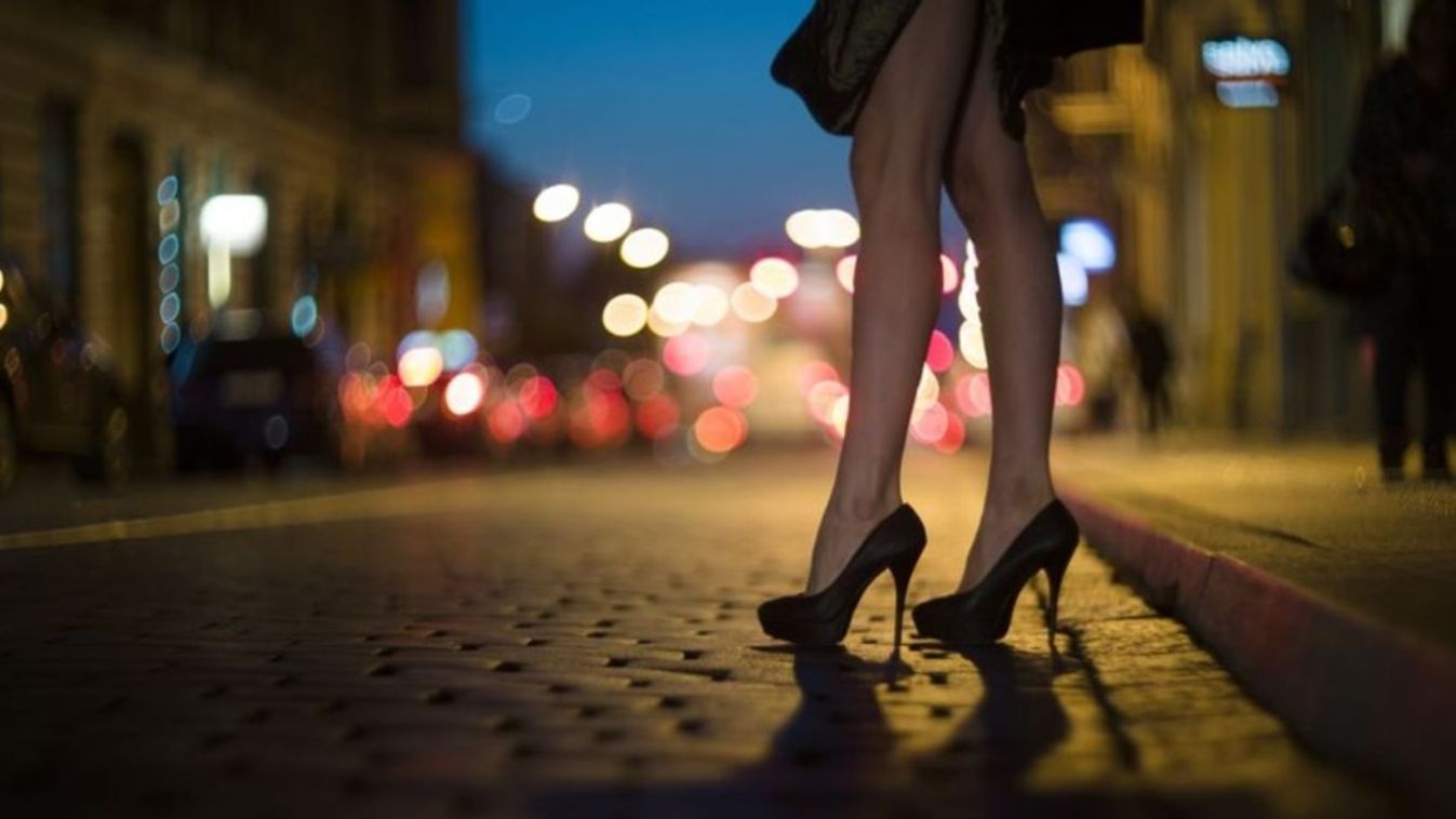Ausztriában dolgoztattak prostituáltként egy tinédzserlányt, Szombathelyre is vezetnek szálak