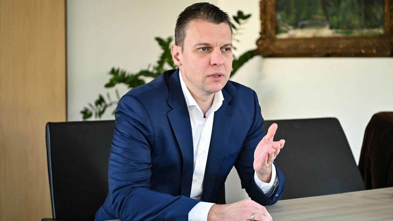 Menczer Tamás: a vámháború is Ukrajna uniós tagsága ellen szól (videó)