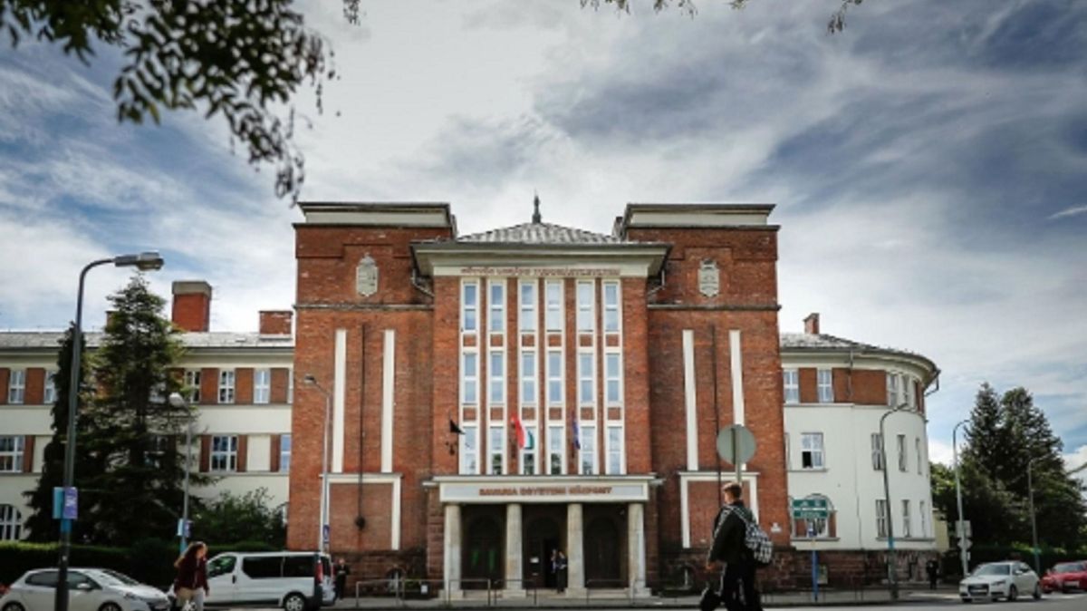 Az ELTE Savaria Egyetemi Központ Szombathelyen