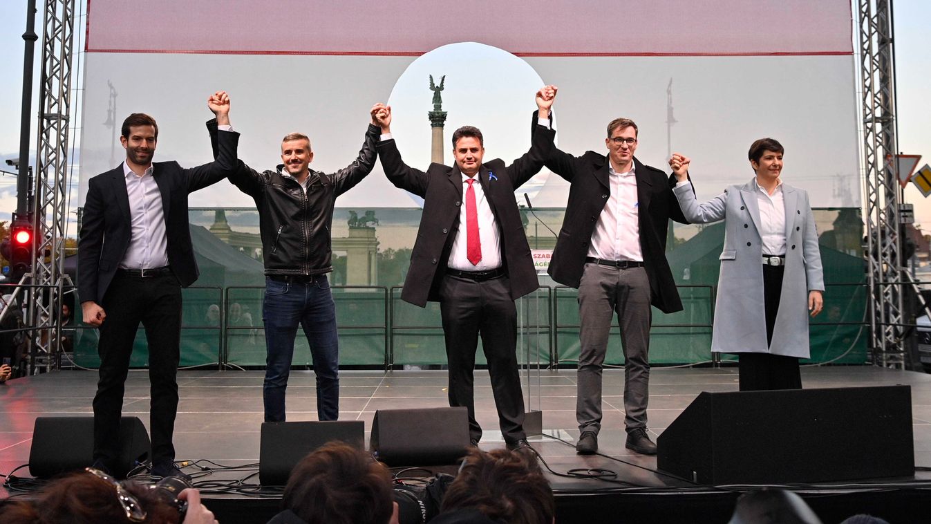 Jakab Péter feltűnt a DK felvonulásán, az elítélt Varju László sem hagyta ki a megemlékezést