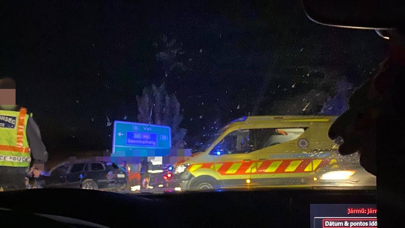 Két autó ütközött a 88-ason, Sárvárnál