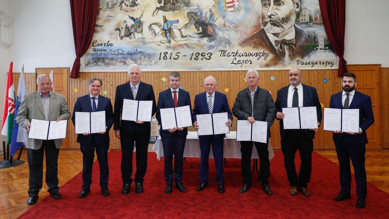 Tisztelet Markusovszky Lajos emléke előtt – Új út és új bizottság Vasegerszegen - fotók