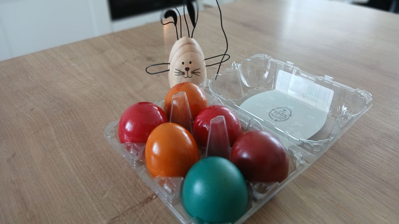 Kipróbáltuk az osztrák bolti festett főtt tojást!
