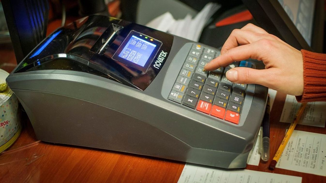 Az e-pénztárgépeké a jövő; hatályba lépett a rendelet