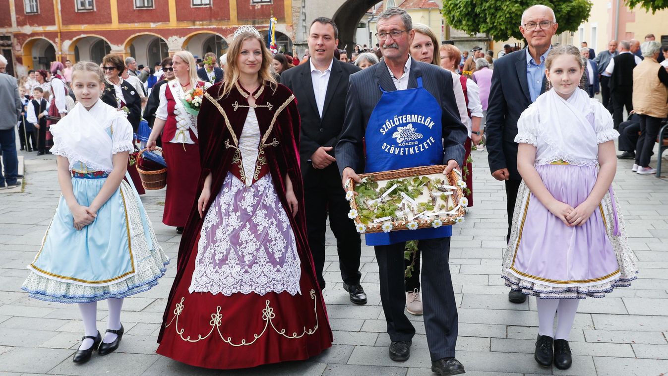 Szent György napján a kőszegi szőlősgazdák bemutatták a friss tavaszi hajtásokat - fotók, videó