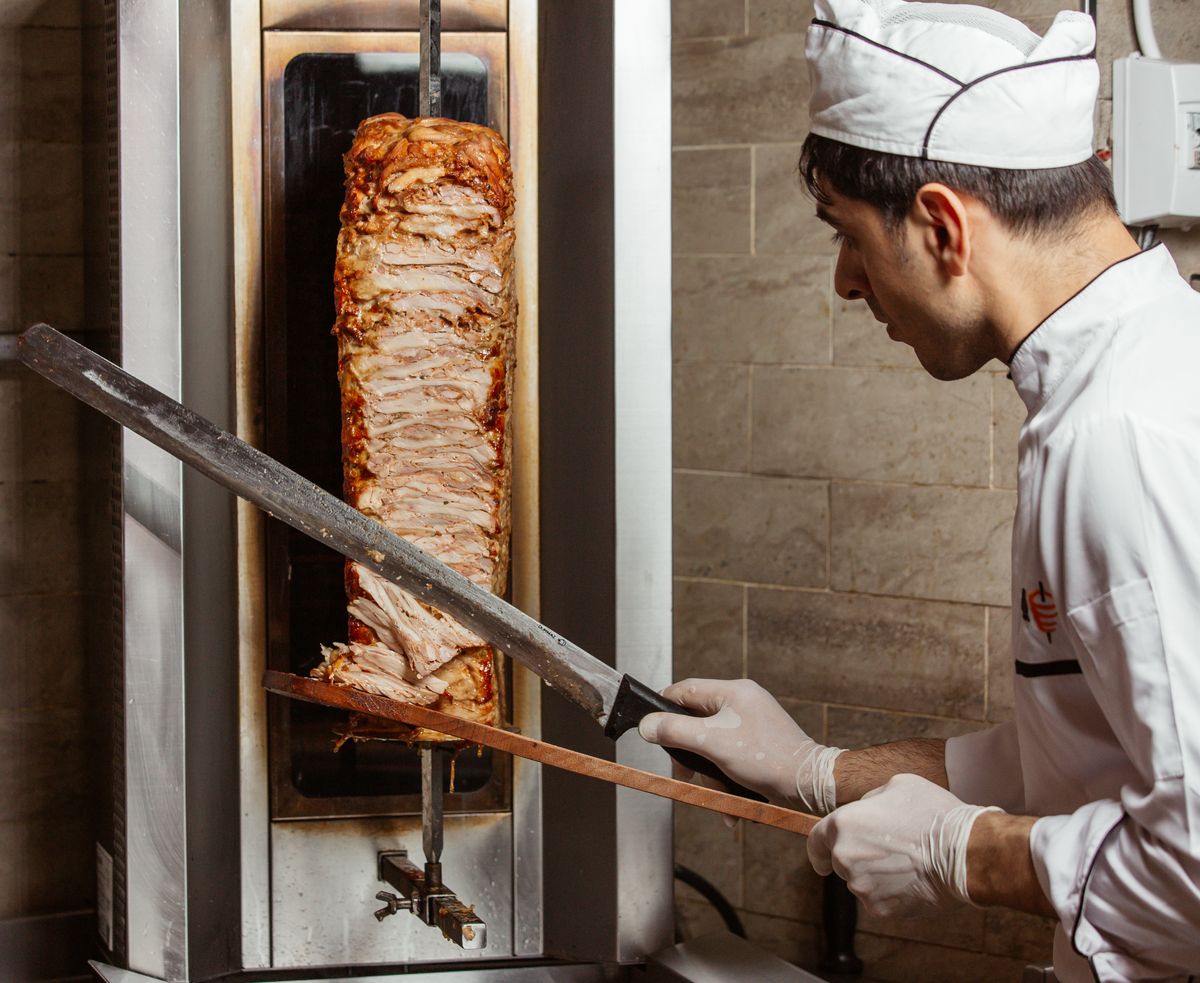 A gyros Szombathelyen is a népszerű gyorsételek közé tartozik