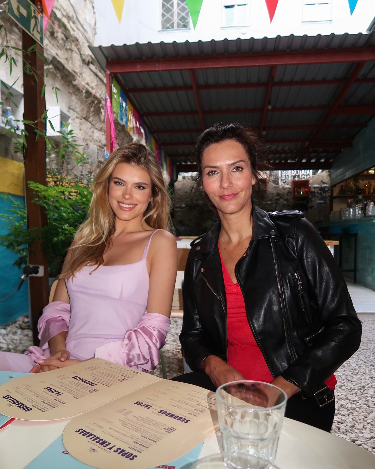 A vasi szépség, dr. Kenéz Nóra és édesanyja - érthető, honnan örökölte a szépségét a Miss Universe Hungary győztese