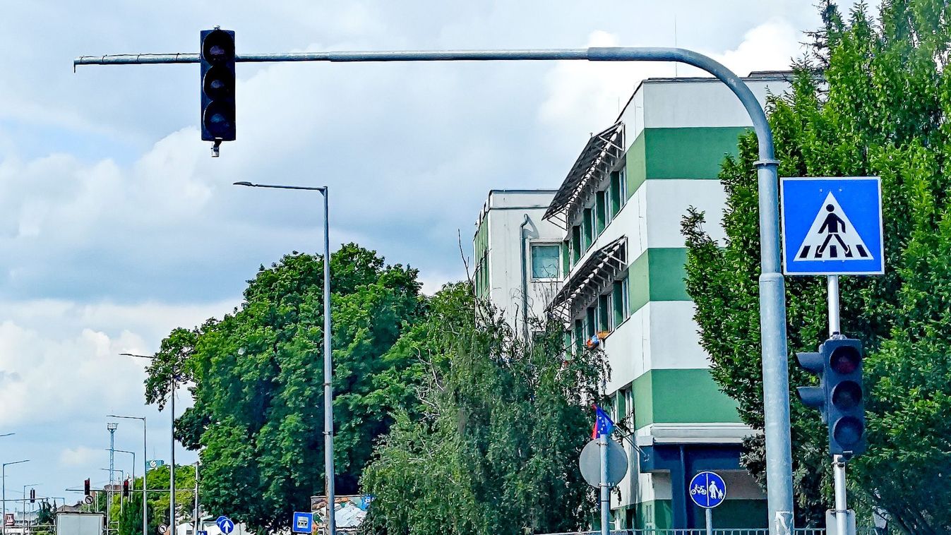 Nem működnek a jelzőlámpák Szombathely forgalmas útján