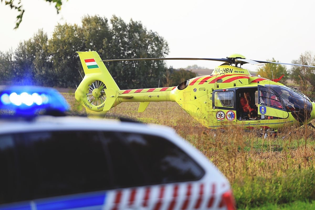 Motorbaleset: mentőhelikopter is érkezett, azonban a motorost már nem lehetett megmenteni
