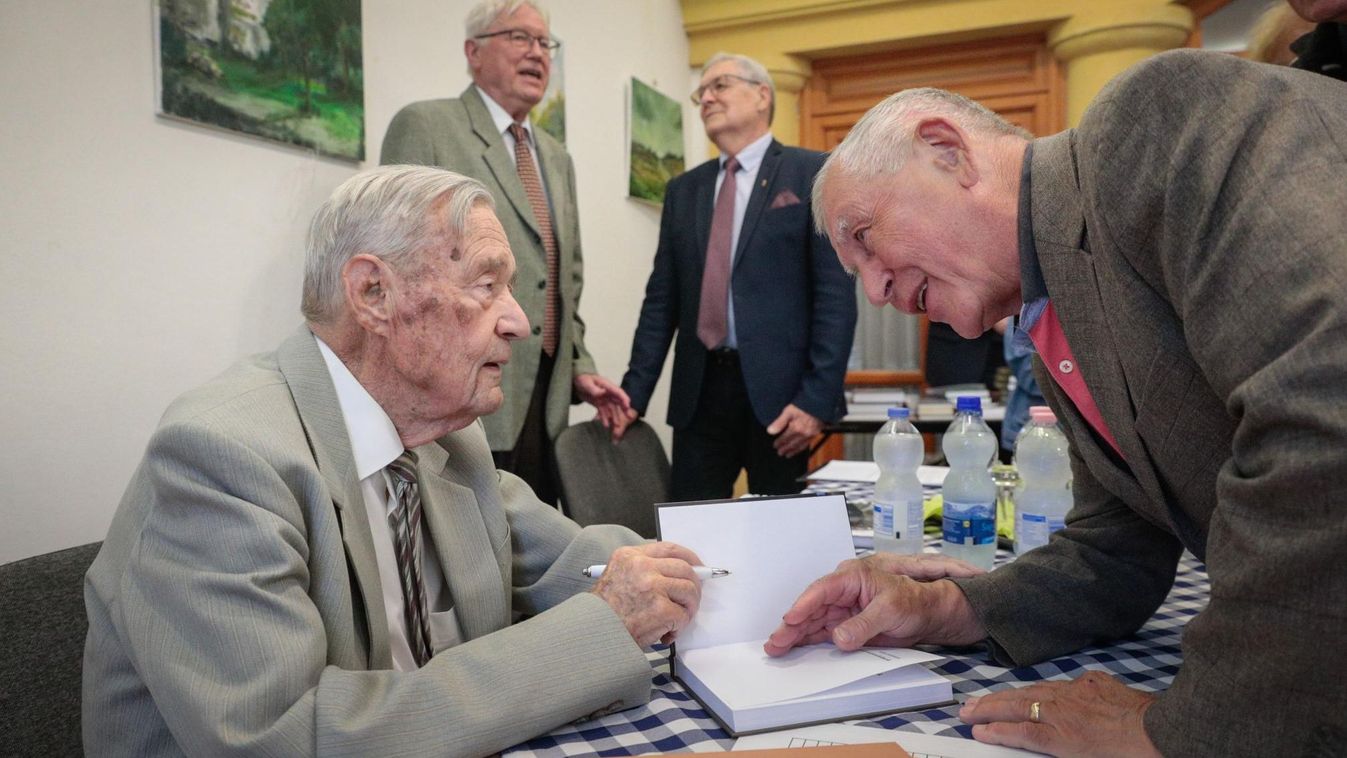 Alkonyati gondolatok – életről, hitről, öregségről, Istenről: Széll Kálmán 99. születésnapjára jelent meg új könyve