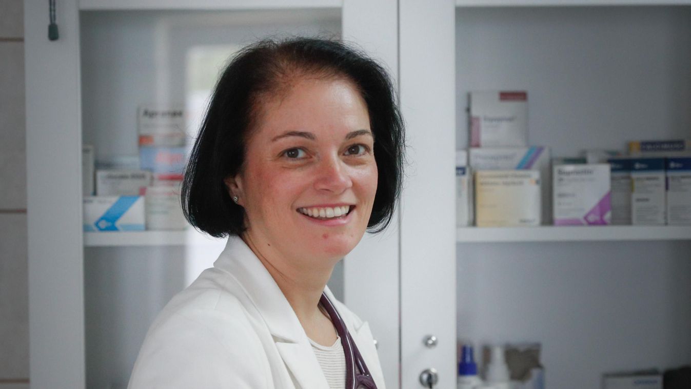 Bárki bekopoghat – Dr. Szabolcsi Orsolya háziorvosnál érdeklődtünk, hogy érzi magát Vépen