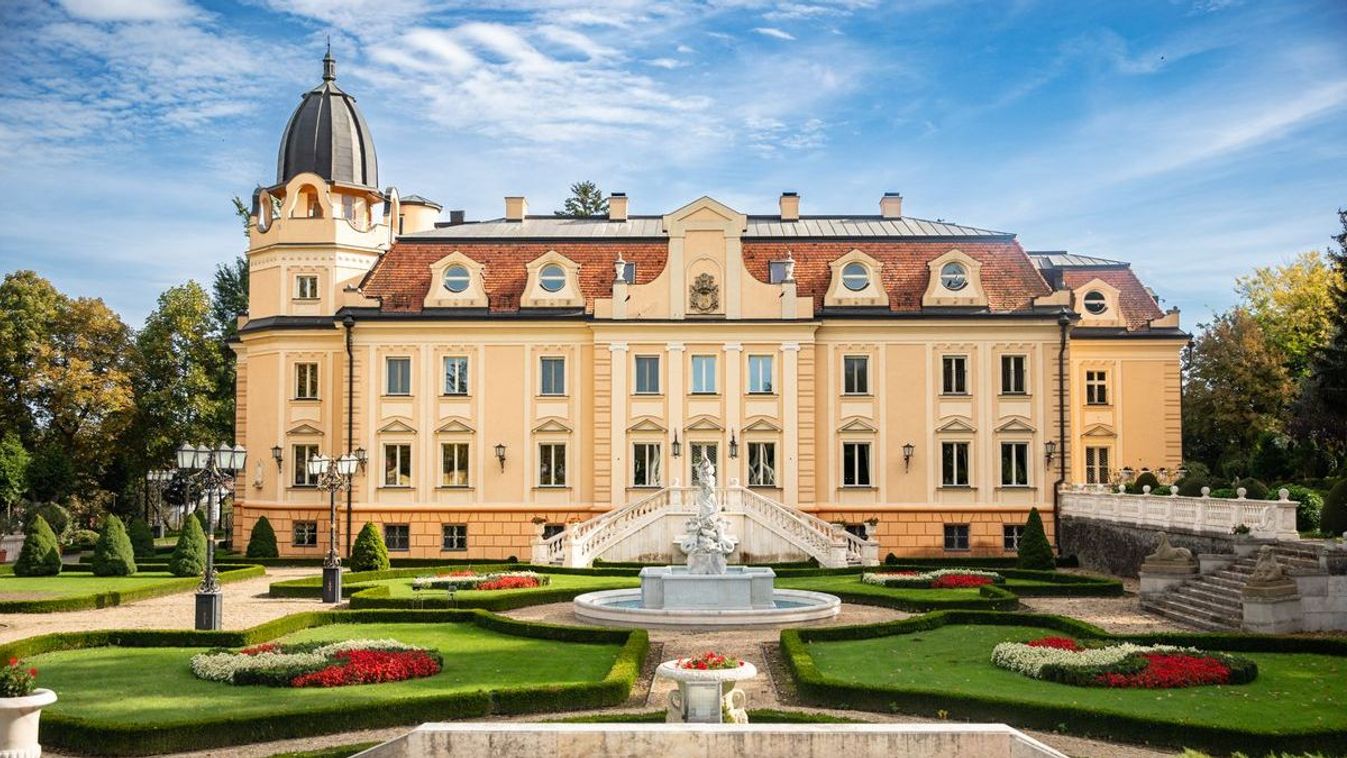 Kiderült, ki árulja a sorokpolányi kastélyt, 12 milliárdot kér érte a tulajdonos
