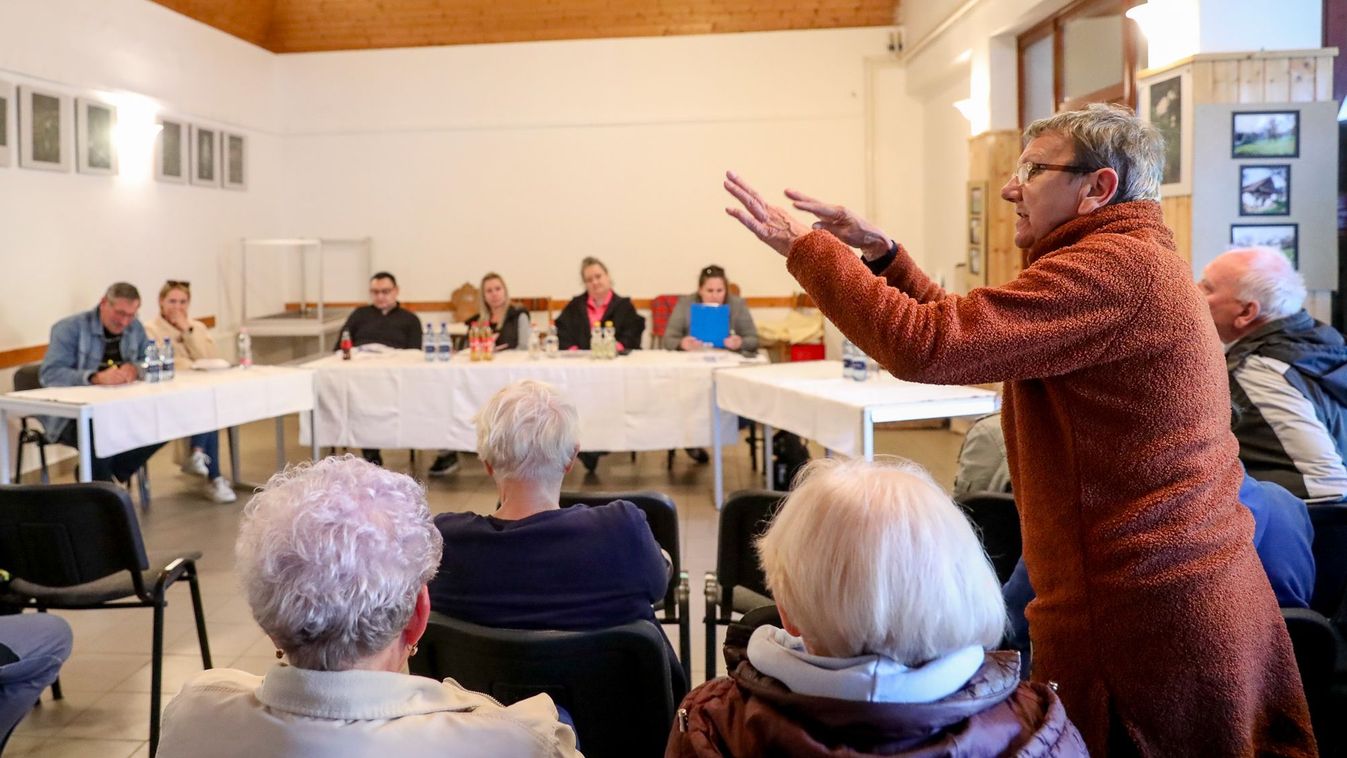 „Szétzúztad a közösséget. Csak a bosszúálláson jár az eszed!” – nem nyugszanak a kedélyek a vasi faluban
