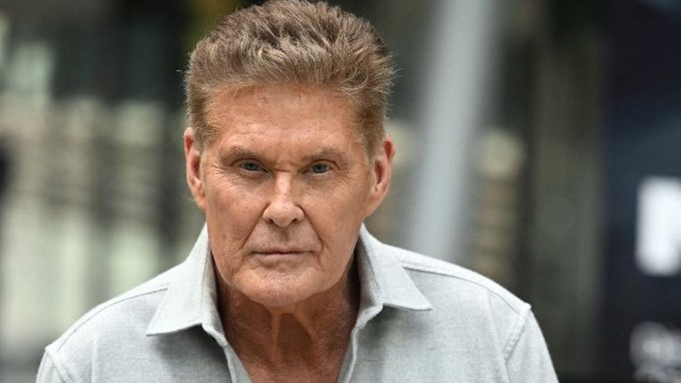 David Hasselhoff kerekesszékbe kényszerült (videó)