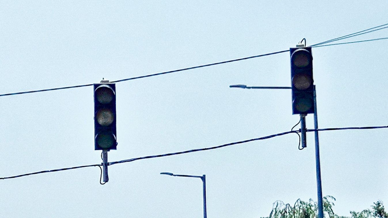 Vigyázz, ha ezen a szombathelyi úton jársz! - fotók