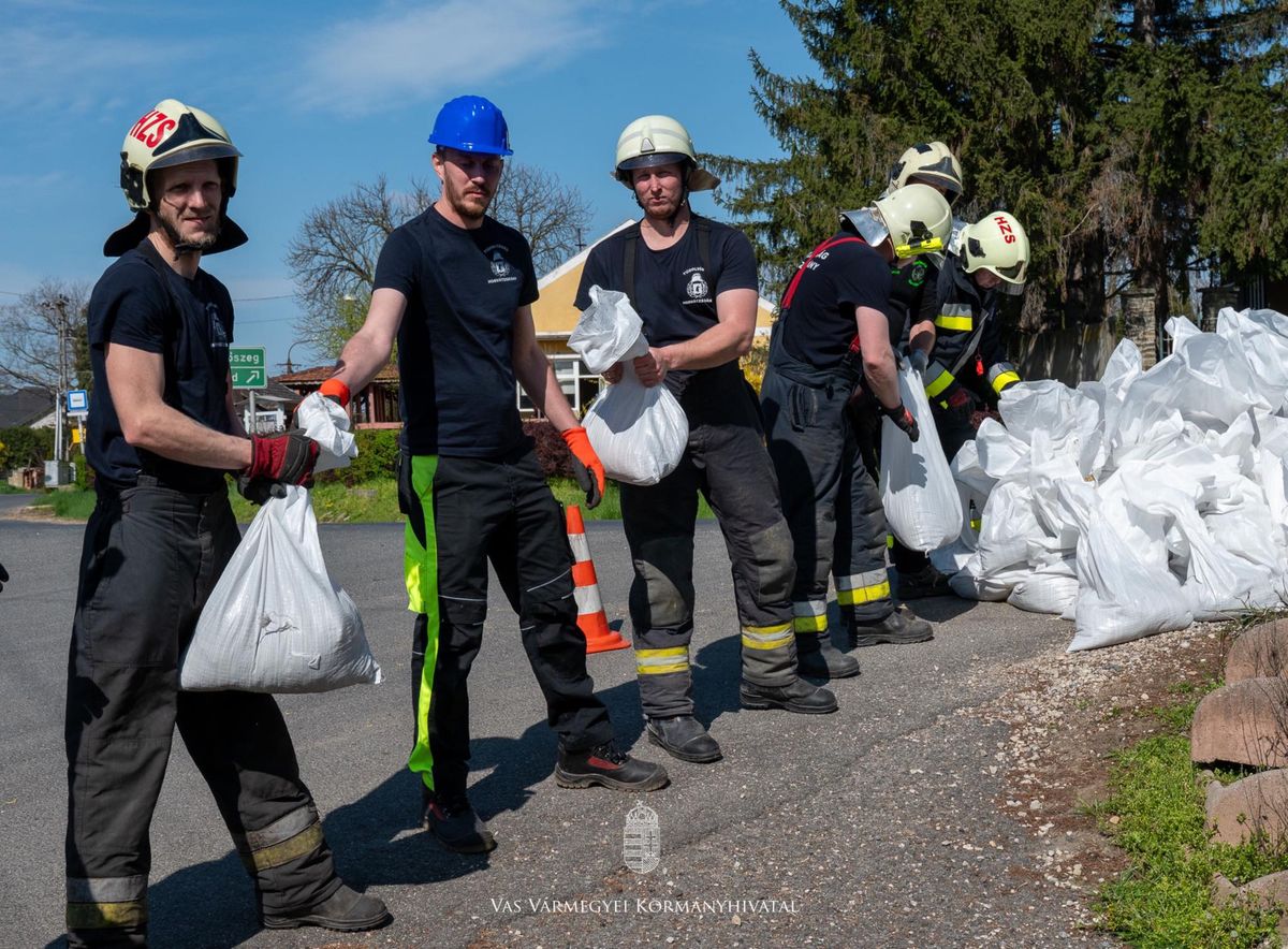 Támogatásban részesülnek a vasi önkéntes mentőszervezetek
