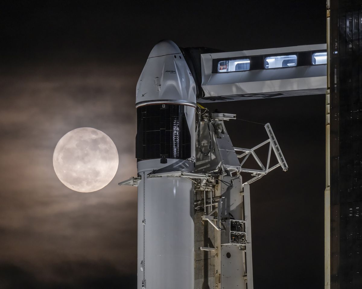 NASA: megvan az időpont, június 22-én indulnak Kapu Tiborék
