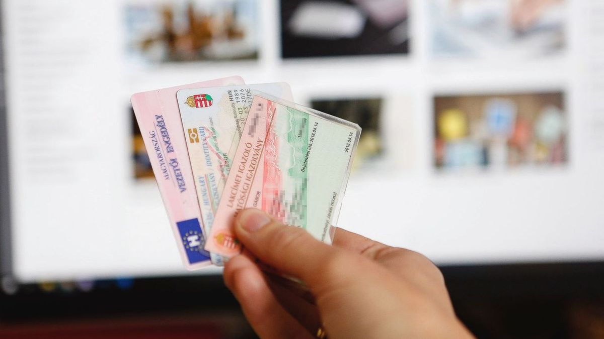 Nem szabad feltölteni az internetre a talált igazolványt.