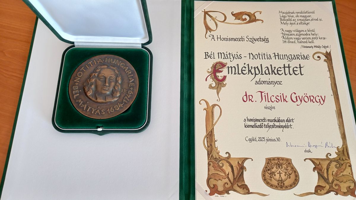 Dr. Tilcsik György emlékplakettje