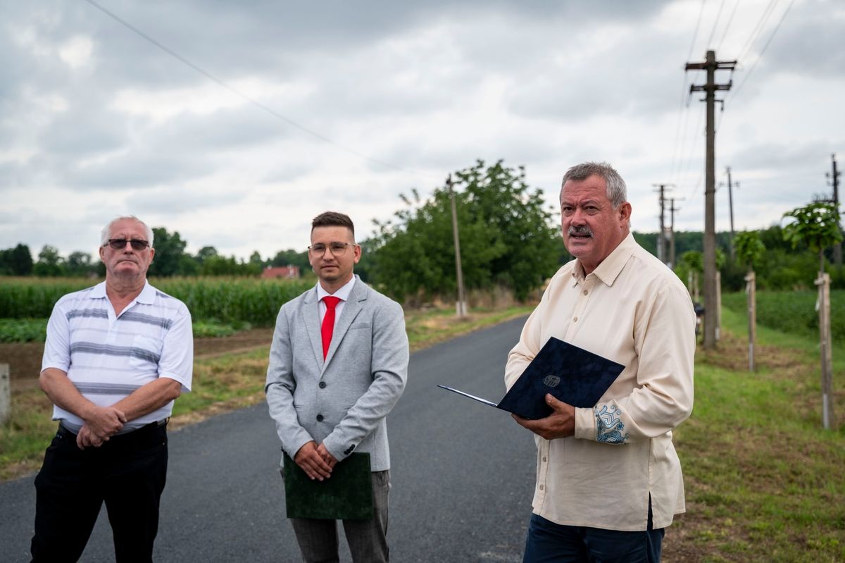 Sorkikápolna megújult útját is felavatták a közösségi napon