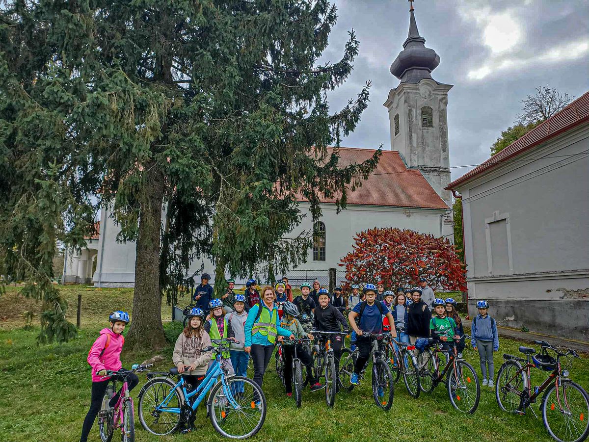 Református gyerekek bicikliztek egy jót az Őrségben