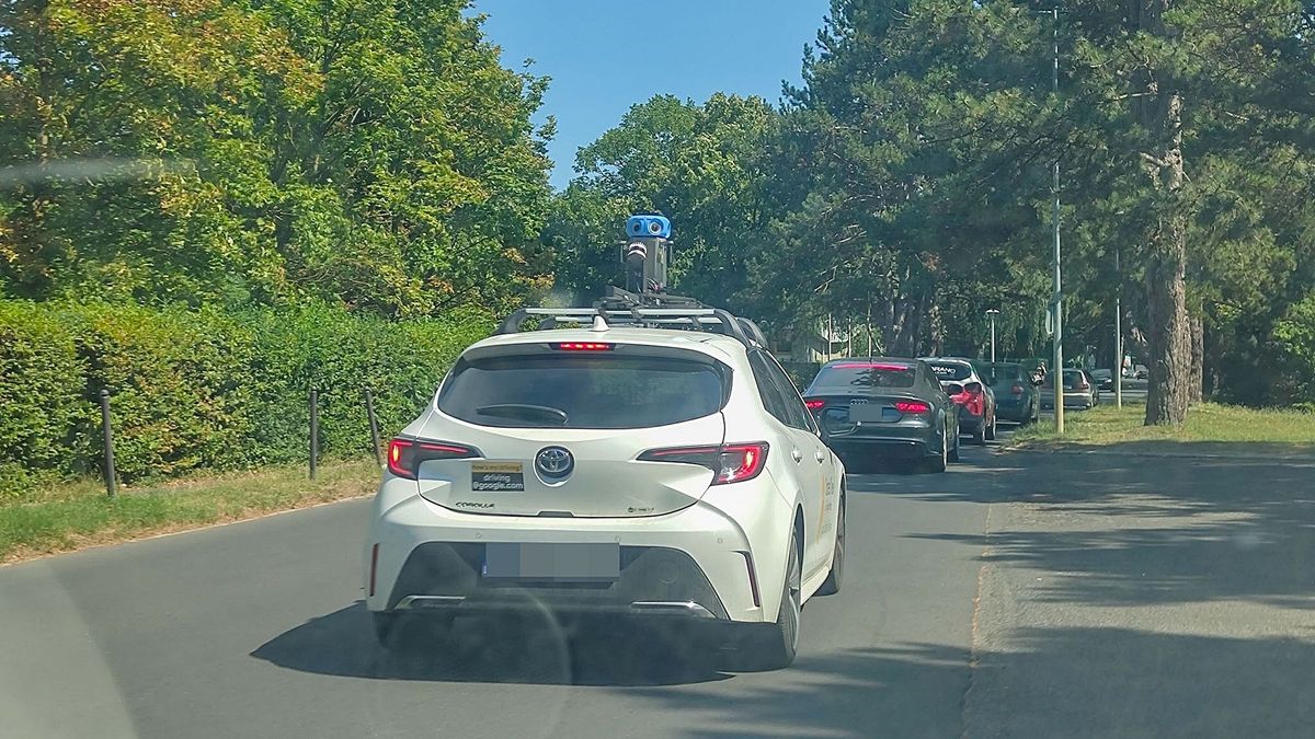 A Google autója bukkant fel Vasban, készülnek az utcaképek - fotók