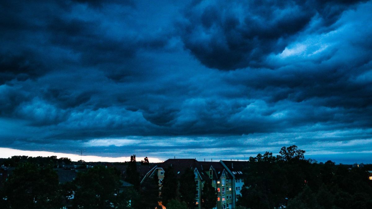 Zivatarral érkezik a vihar, figyelmeztetést is kiadtak Vas megyére