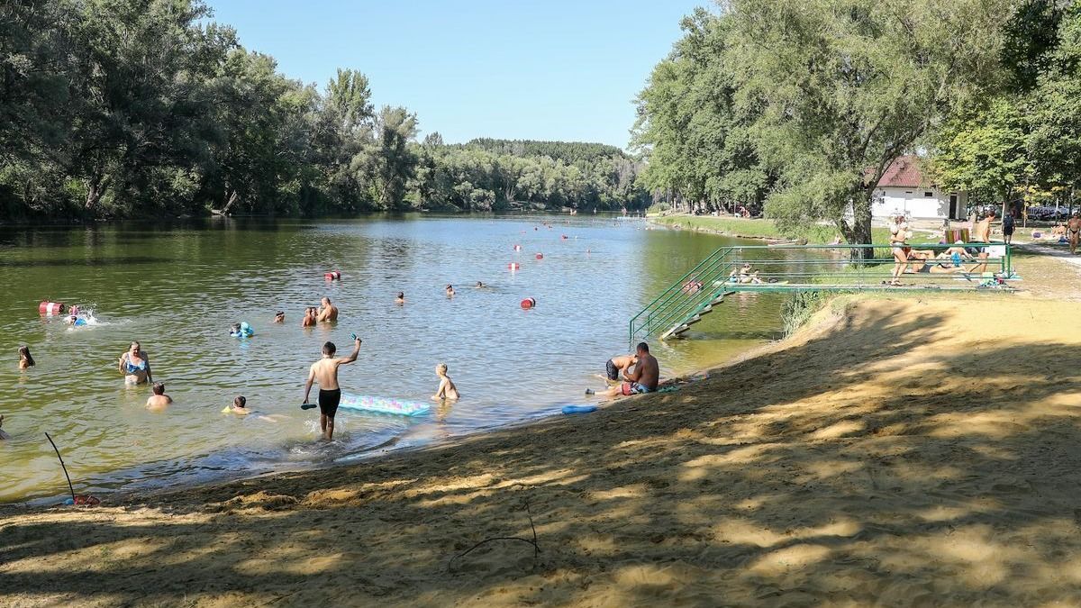 Életét vesztette egy férfi a dunántúli strandon
