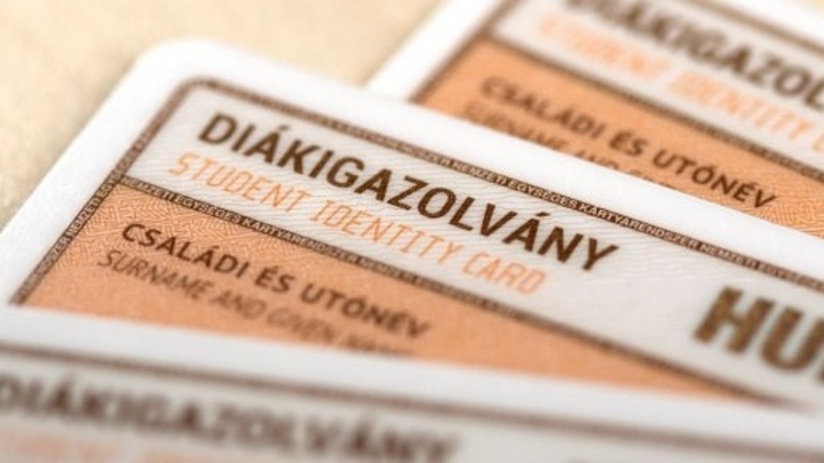 Diákigazolvány: fontos változás jön szeptembertől, erre kell figyelni