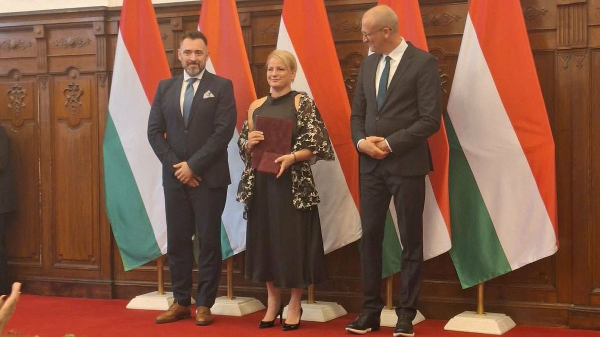 Magas állami kitüntetést kapott három vasi hölgy