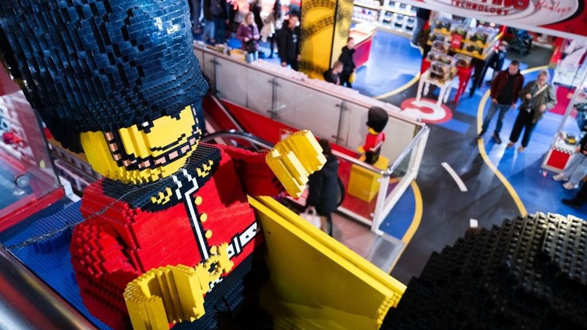 Ez már nem gyerekjáték: elképesztő rekordot döntött a LEGO, a magyar gyárat is kiemelték