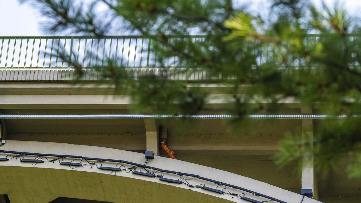 A mélybe zuhant egy ember a veszprémi viaduktról