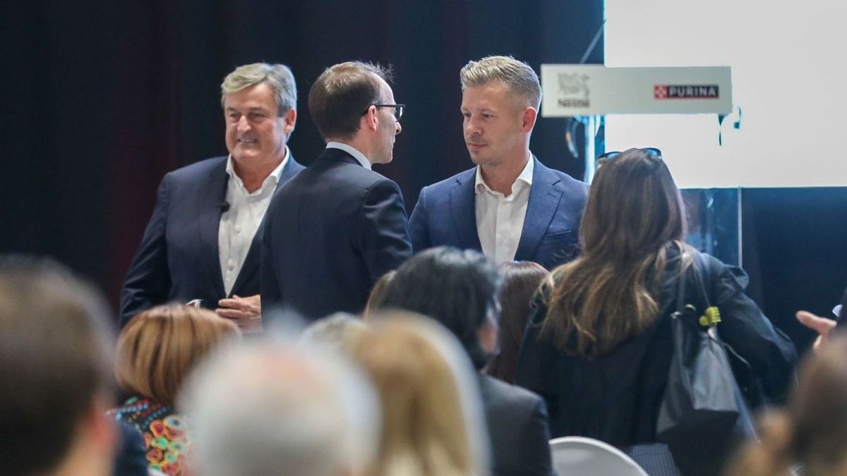 Magyar Péter és Kapitány István is Vas megyébe érkezett