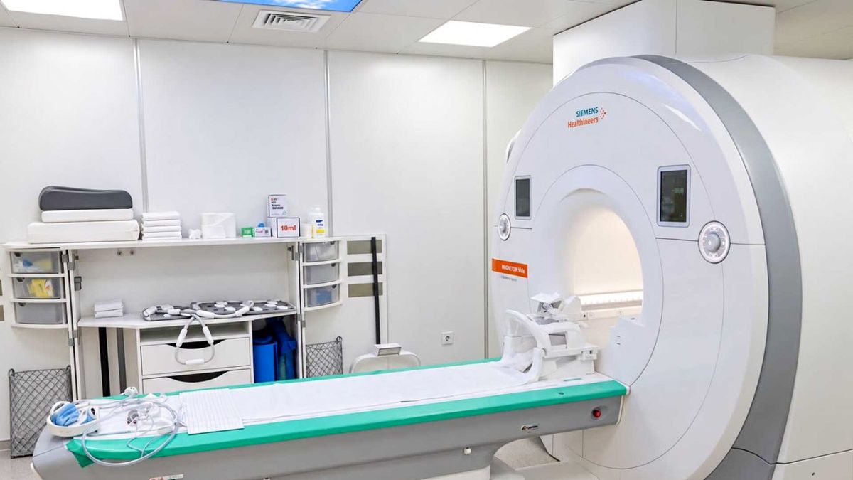Közel 1,7 milliárdos fejlesztés - Új CT- és MR-berendezésekkel bővült a szombathelyi kórház képalkotó diagnosztikája