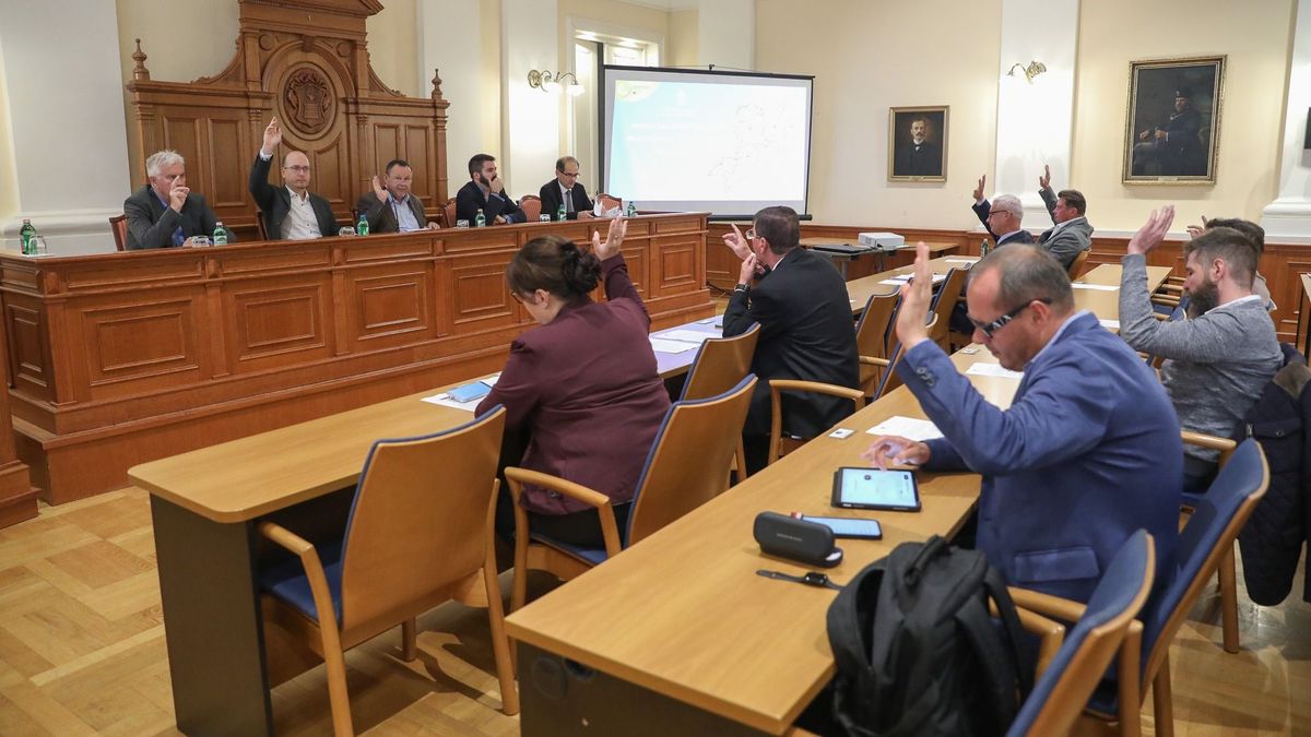 Új szakmai javaslat született a megyék jövőjével kapcsolatban - itt vannak a részletek