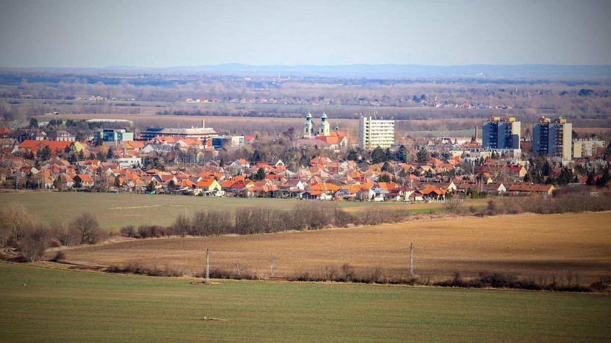 Öt üres mandátum - Időközi választást tartanak a romáknak Celldömölkön