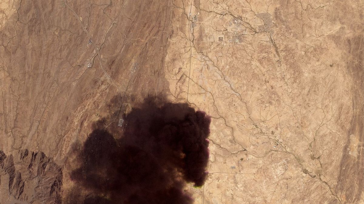 Megütheti a 120 dollárt az olaj ára – újabb csapás érte Szaúd-Arábia kulcsfontosságú olajvezetékét