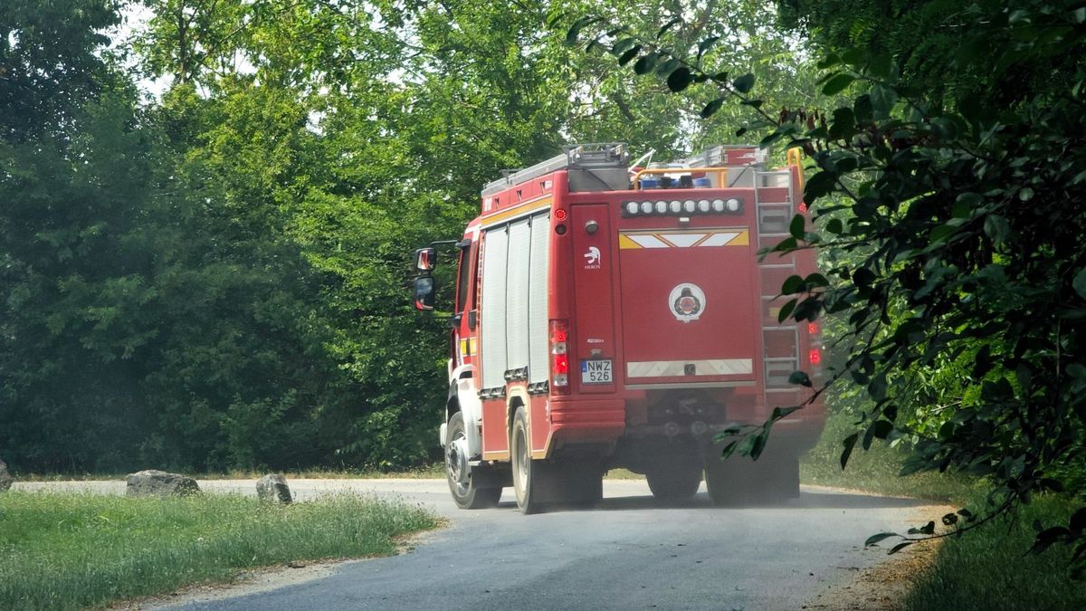 Kigyulladt és teljes terjedelmében ég egy épület Horvátzsidányban