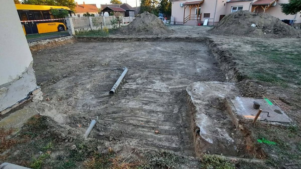 A pápoci önkéntes tűzoltók már építik új szertárukat, pályázatot nyertek hozzá