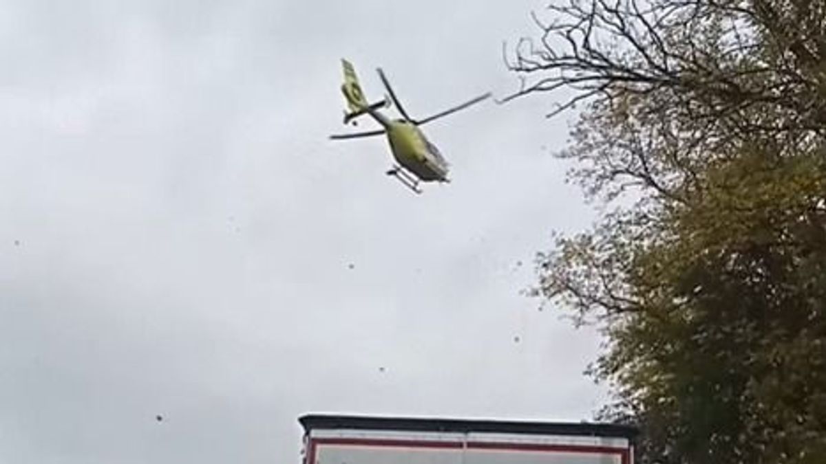 Nagy baleset történt, mentőhelikopter is landolt a dunántúli főúton