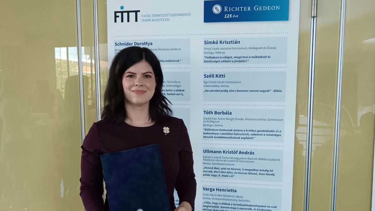 Fiatal vasi biológia-kémia szakos tanár kapott rangos országos díjat - fotók